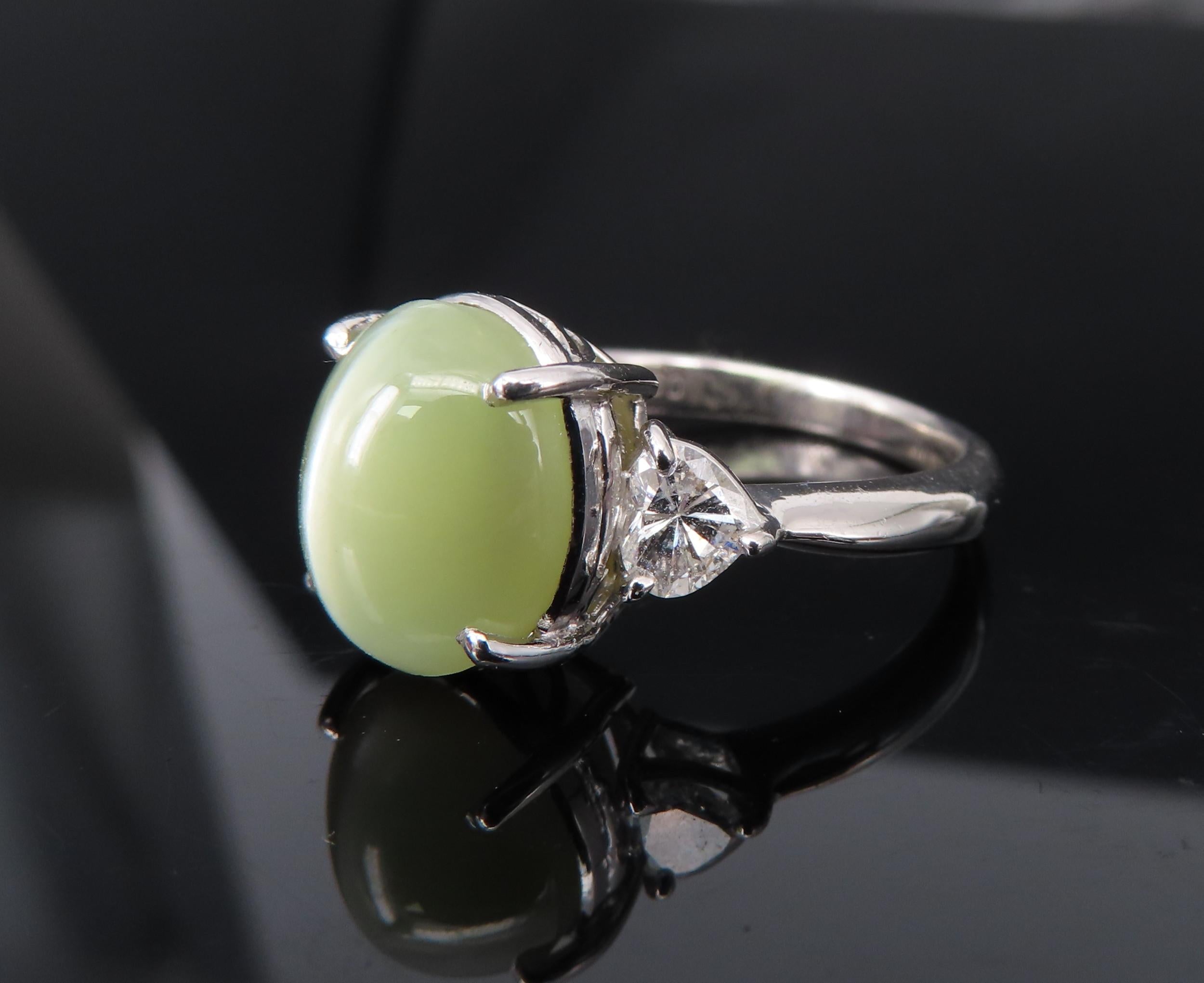 Fine 8.44ct Cat's Eye Chrysoberyl 0.60ct Heart Diamond Platinum Ring, Size 6.25