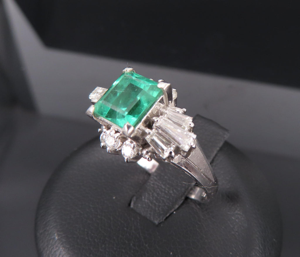 Fine Clean 1.48ct GIA No Oil Emerald 0.76ct Diamond Platinum Ring, Size 5.5