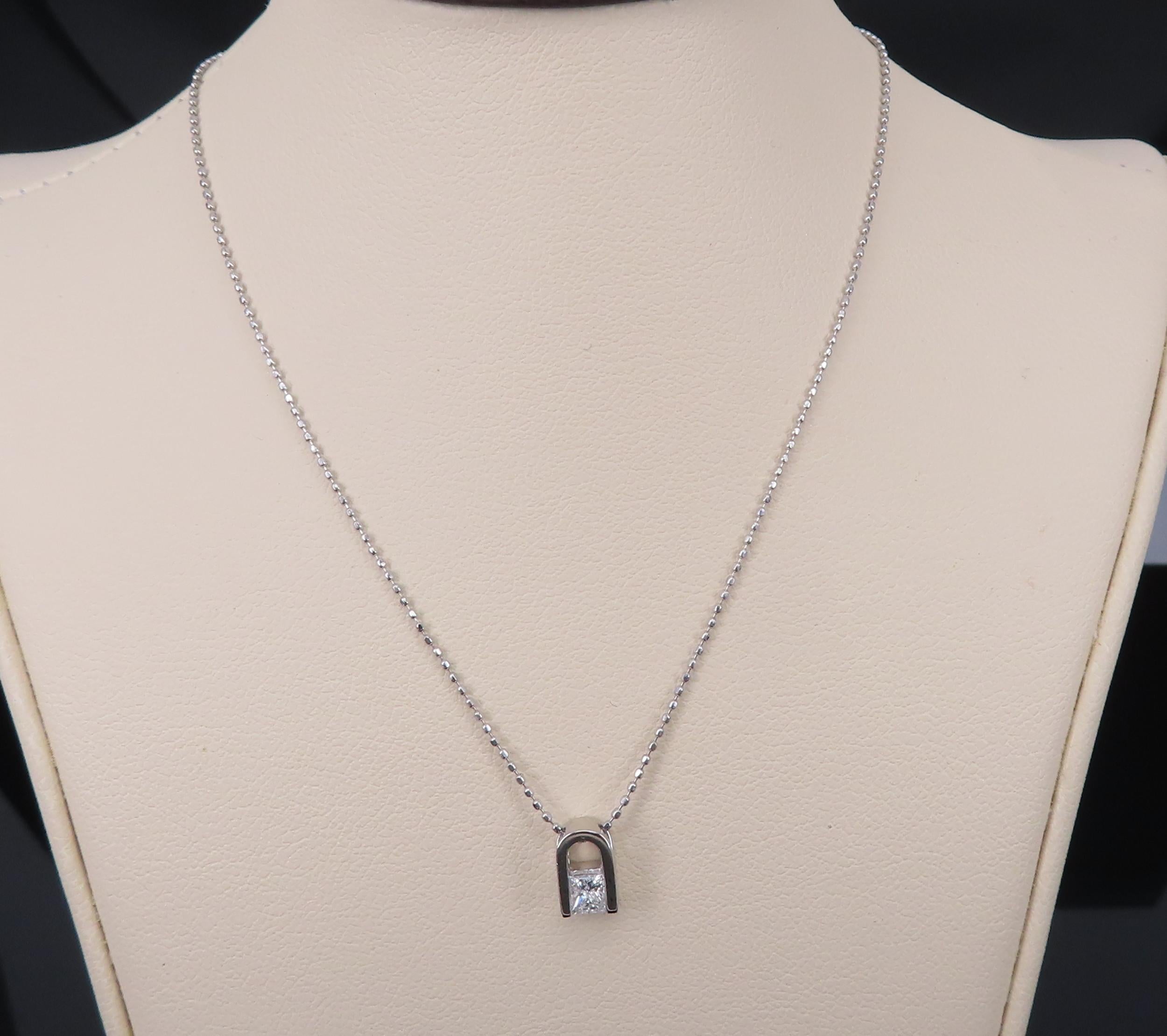Vintage 0.19ct Princess Cut Natural Diamond Platinum Pendant Necklace