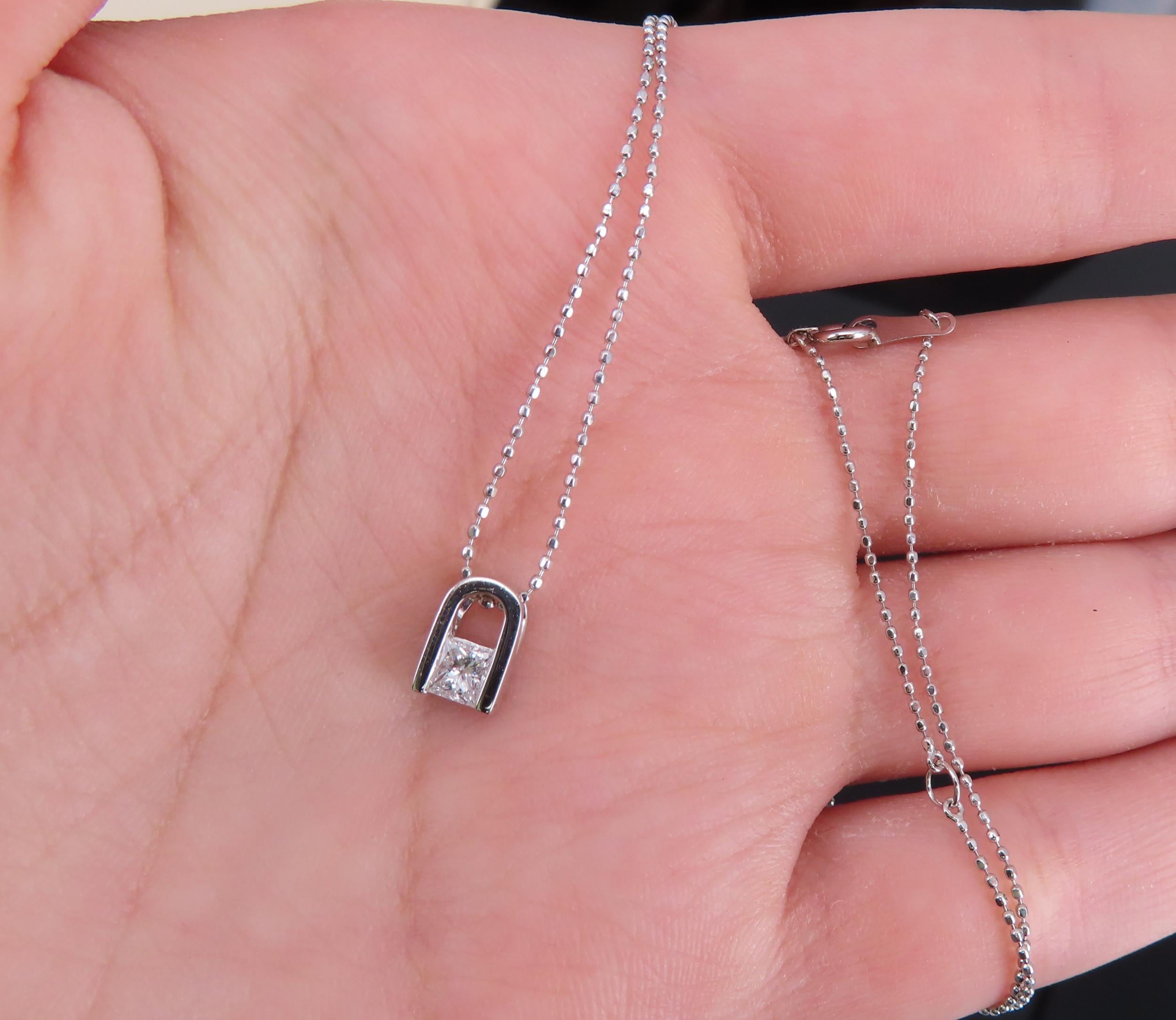 Vintage 0.19ct Princess Cut Natural Diamond Platinum Pendant Necklace