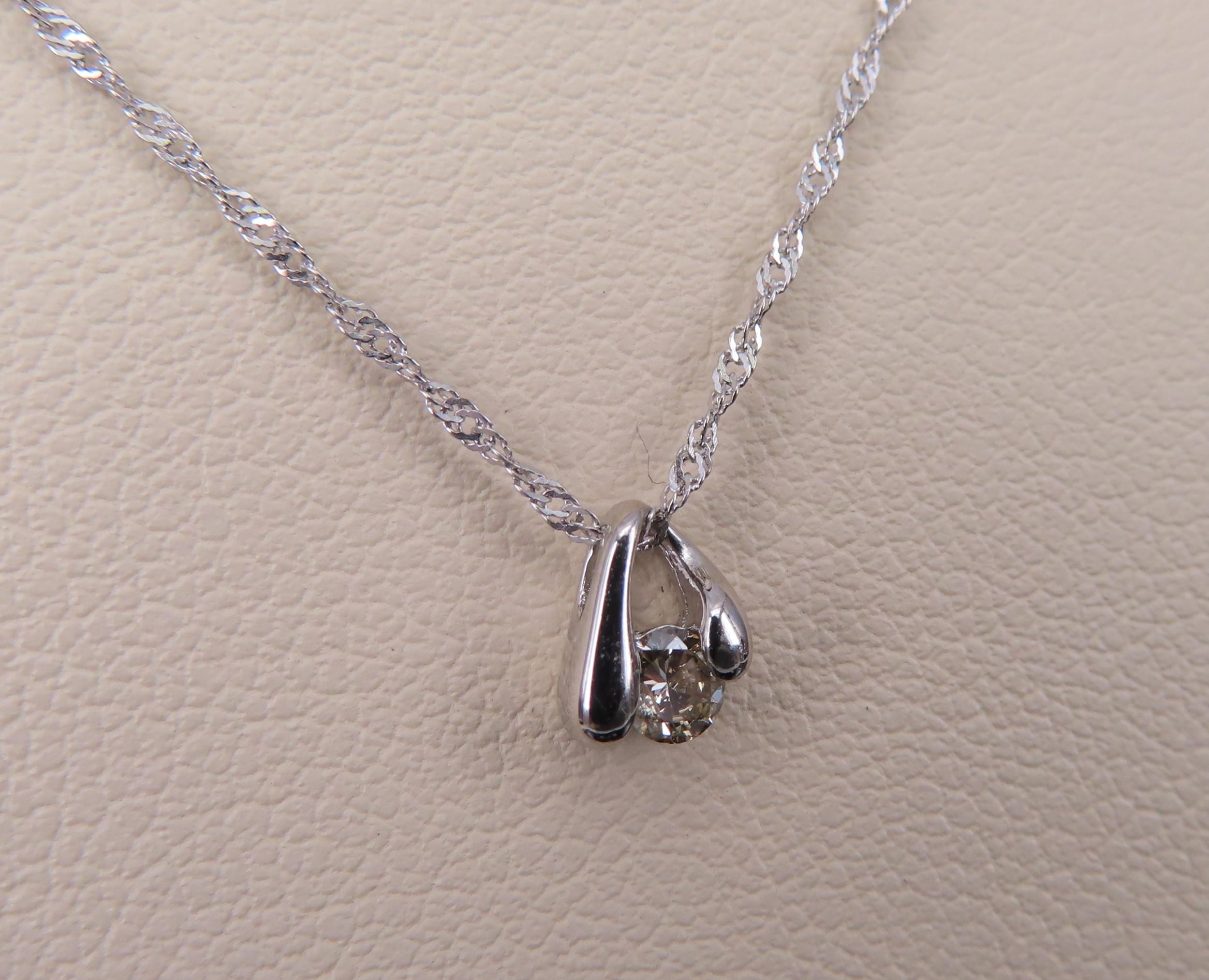 Vintage 0.10ct Diamond & Platinum Double Tear Drop Pendant Necklace