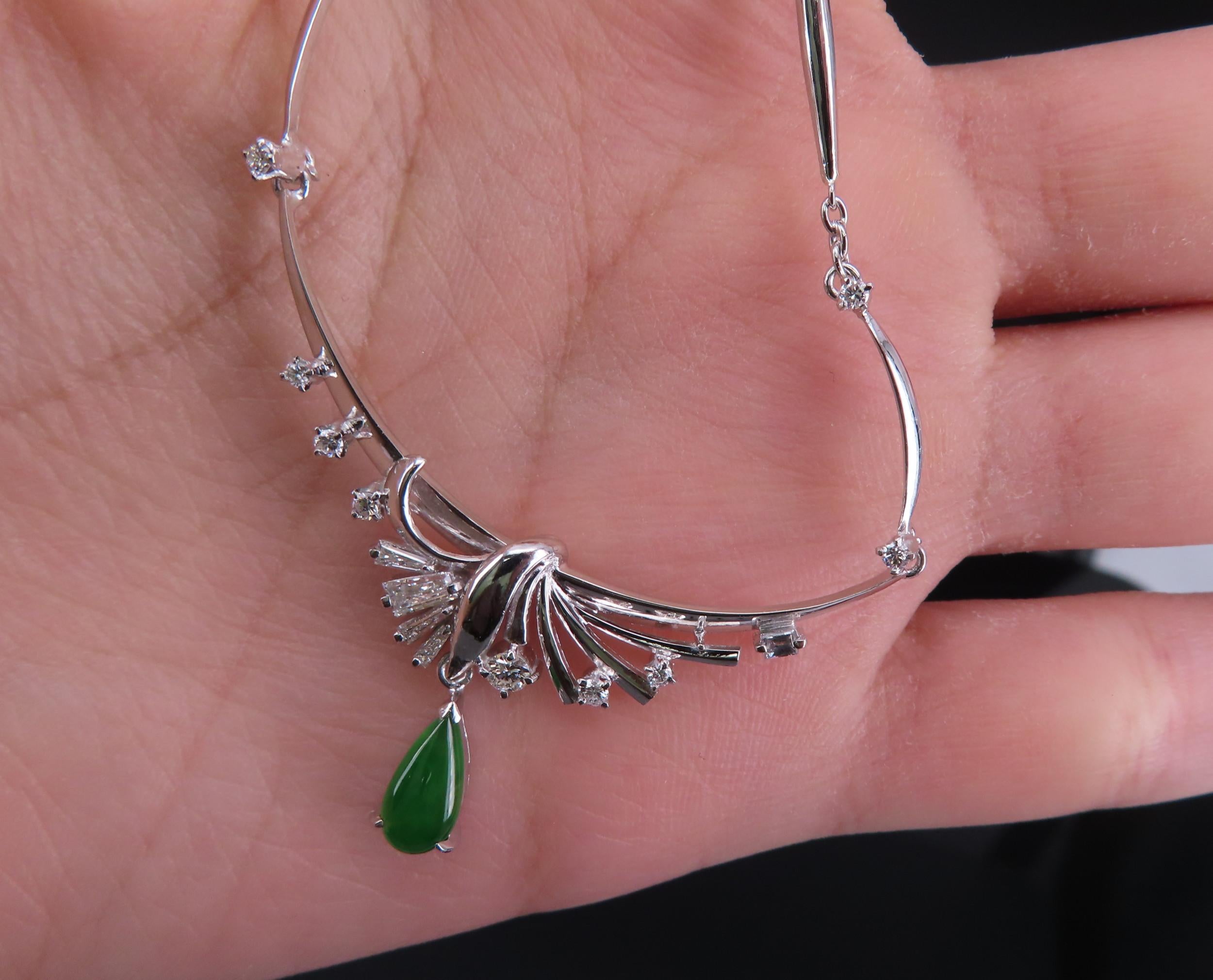 Vintage 0.75 Green Jadeite Jade 0.50ct Diamond Platinum Necklace