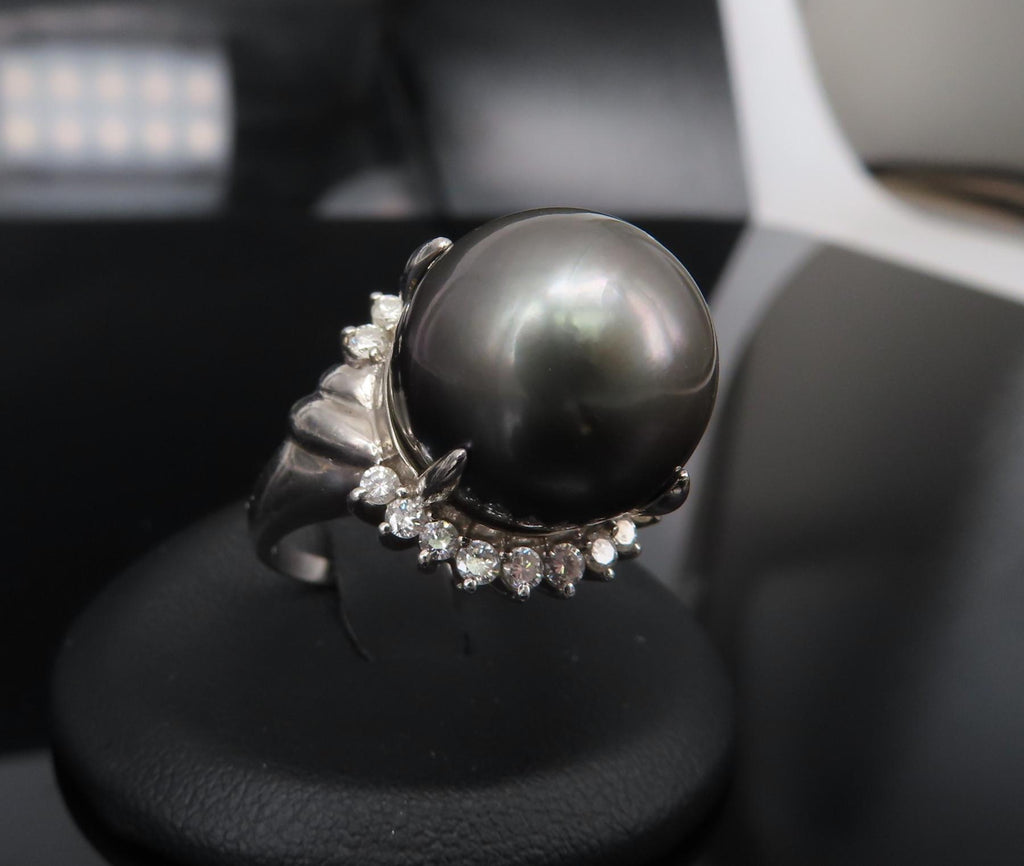 Vintage 14.2mm Black Tahitian Pearl 0.50ct Diamond Platinum Halo Ring Size 6.5