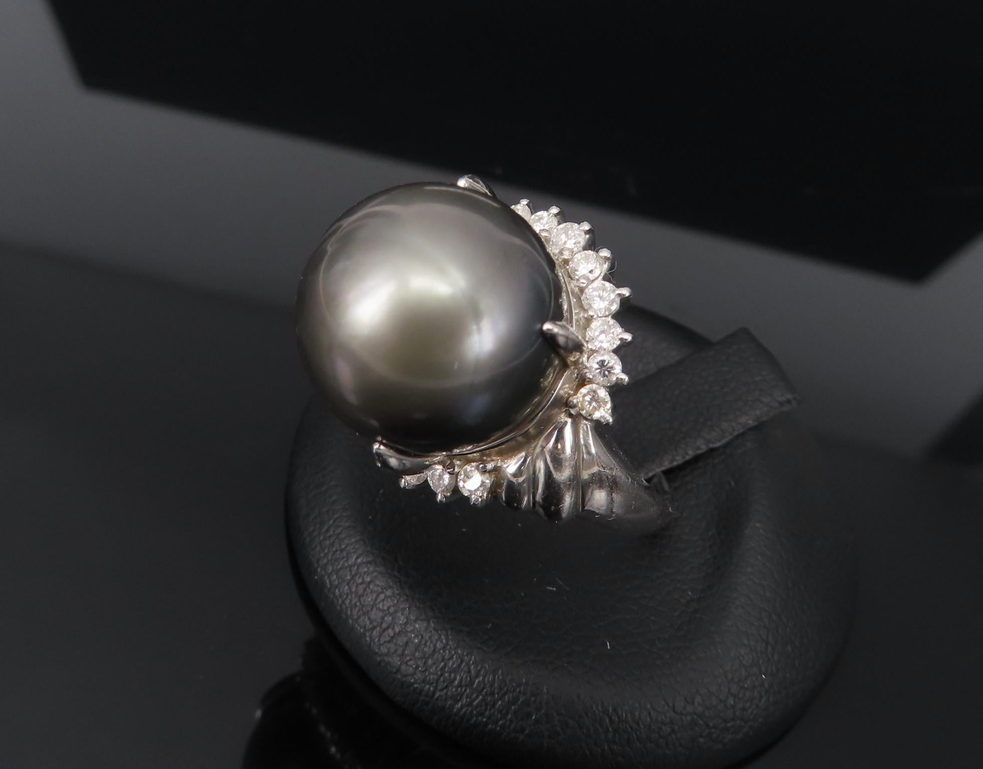 Vintage 14.2mm Black Tahitian Pearl 0.50ct Diamond Platinum Halo Ring Size 6.5