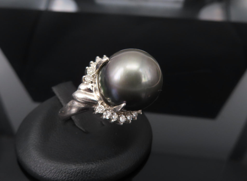 Vintage 14.2mm Black Tahitian Pearl 0.50ct Diamond Platinum Halo Ring Size 6.5