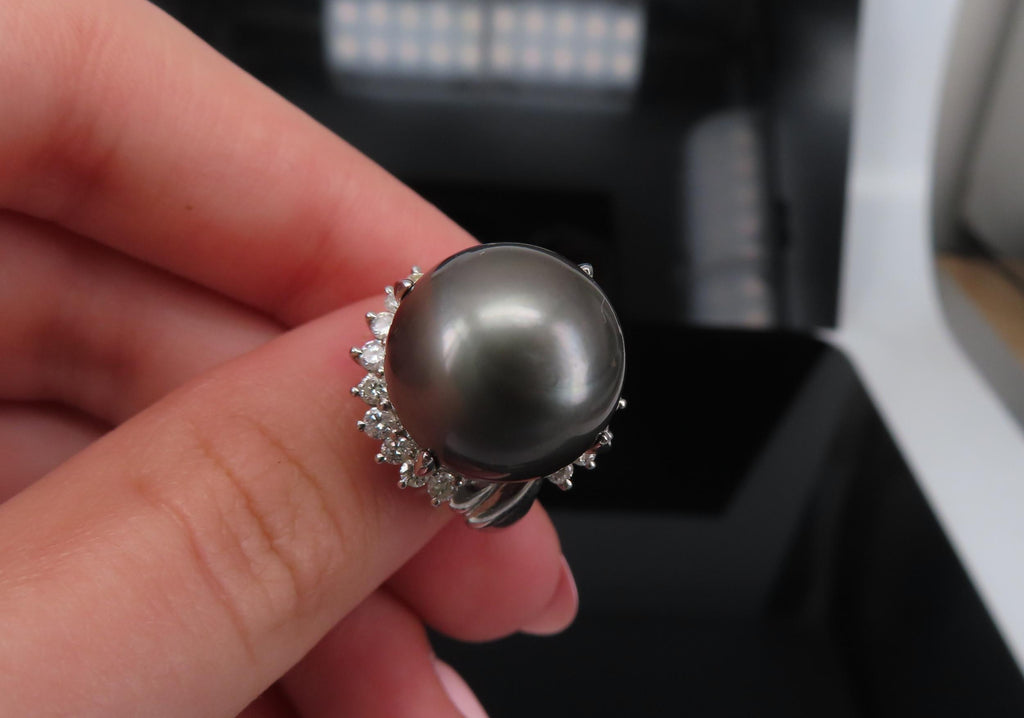 Vintage 14.2mm Black Tahitian Pearl 0.50ct Diamond Platinum Halo Ring Size 6.5
