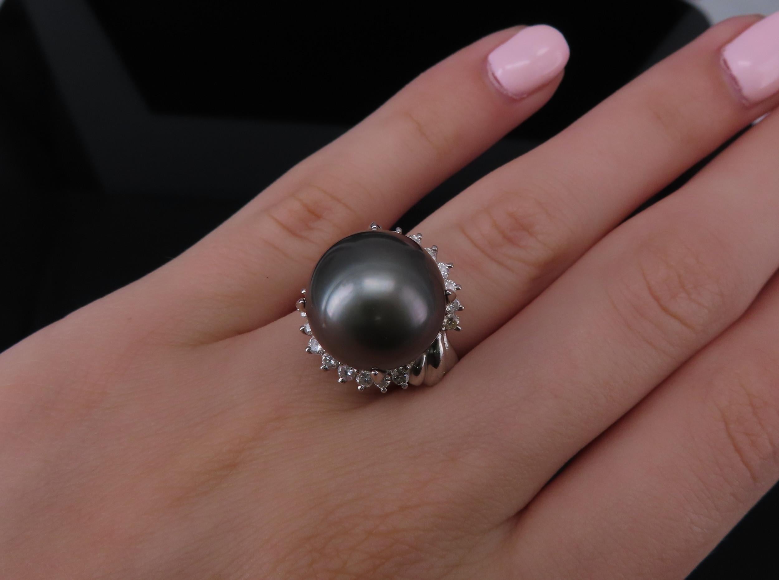 Vintage 14.2mm Black Tahitian Pearl 0.50ct Diamond Platinum Halo Ring Size 6.5