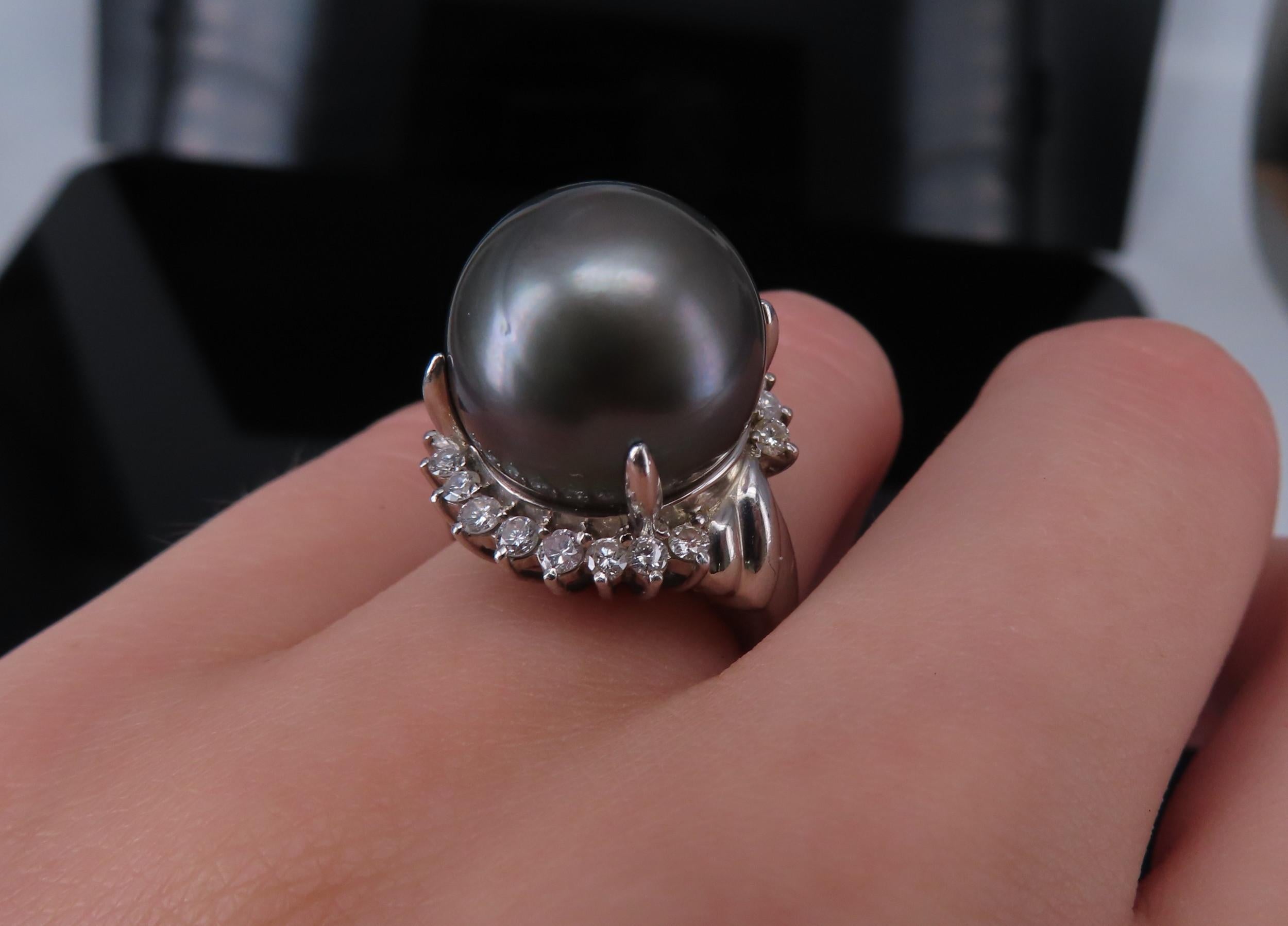 Vintage 14.2mm Black Tahitian Pearl 0.50ct Diamond Platinum Halo Ring Size 6.5