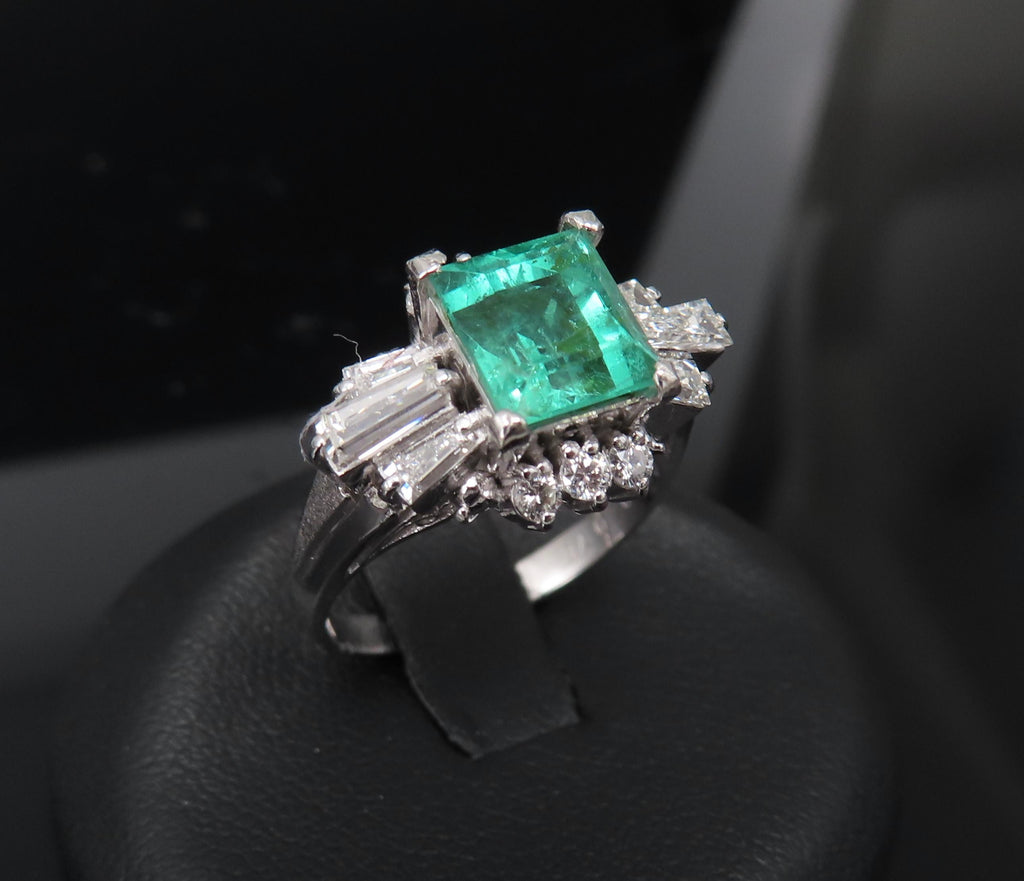 Fine Clean 1.48ct GIA No Oil Emerald 0.76ct Diamond Platinum Ring, Size 5.5