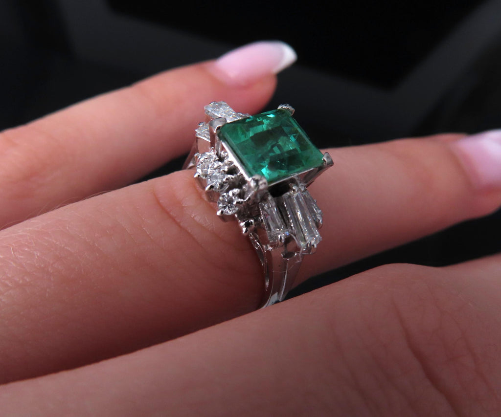 Fine Clean 1.48ct GIA No Oil Emerald 0.76ct Diamond Platinum Ring, Size 5.5