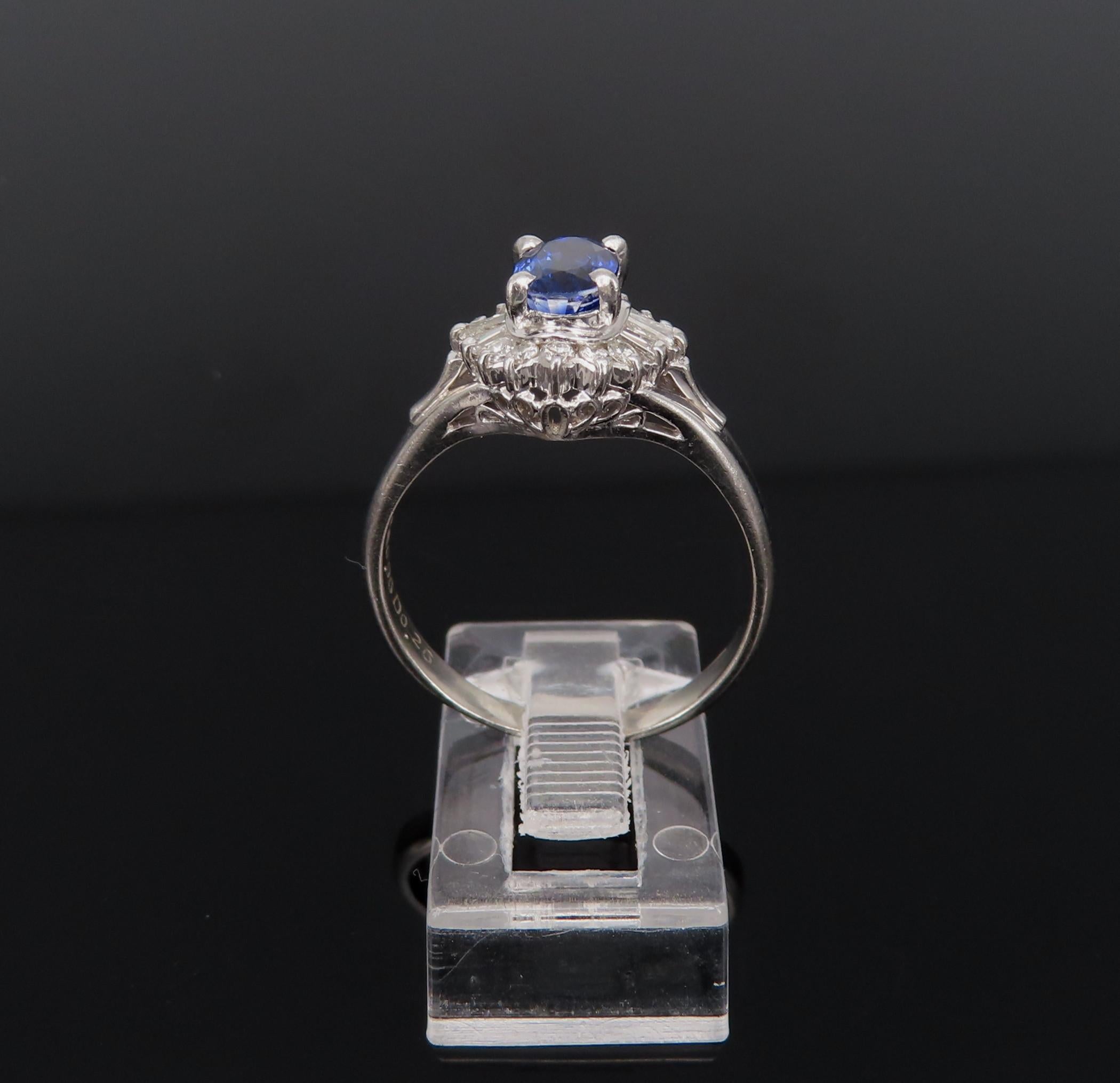 Vintage 0.96ct Blue Sapphire & 0.26ct Diamond Platinum Cocktail Ring Size 7