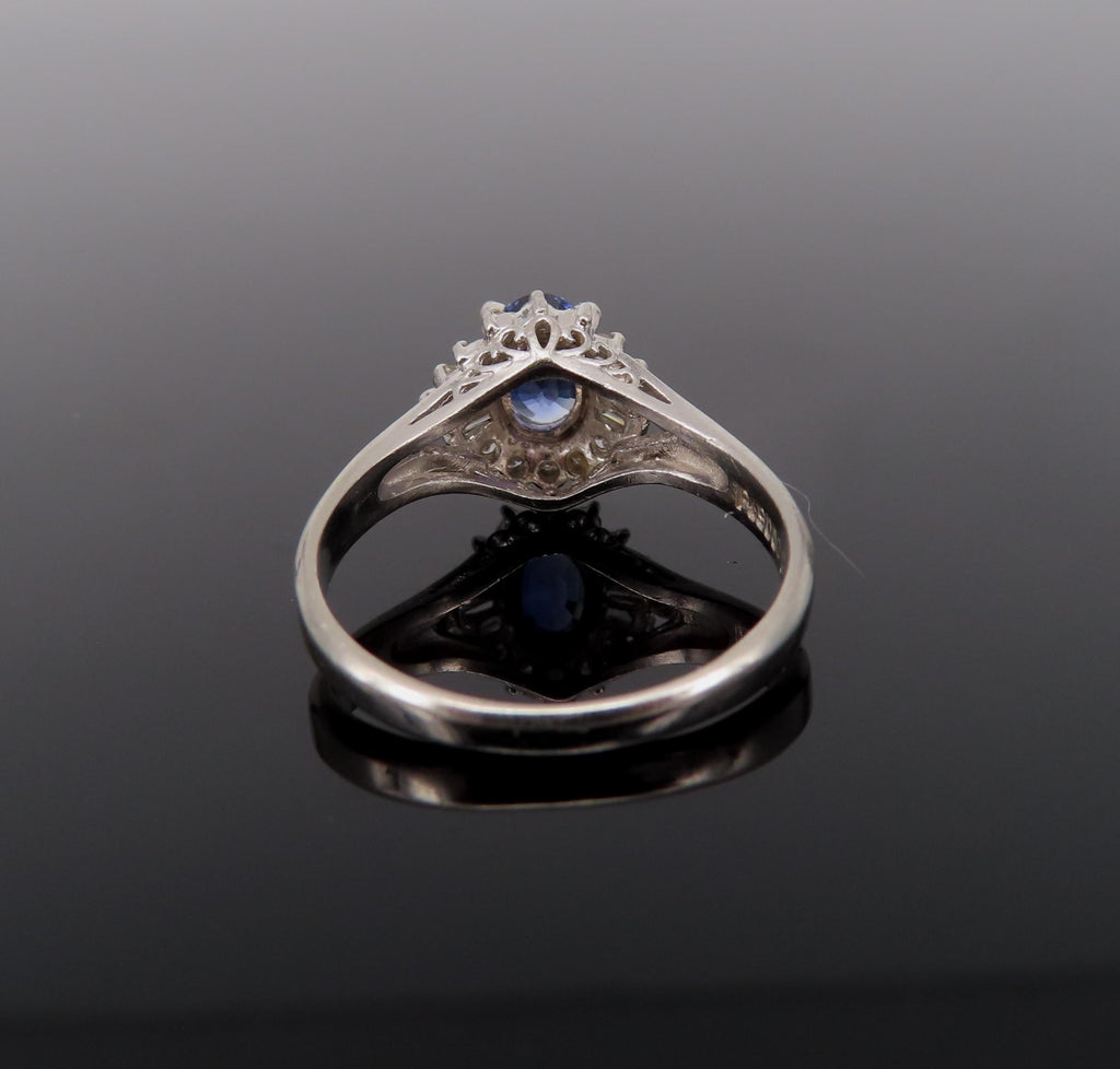Vintage 0.96ct Blue Sapphire & 0.26ct Diamond Platinum Cocktail Ring Size 7