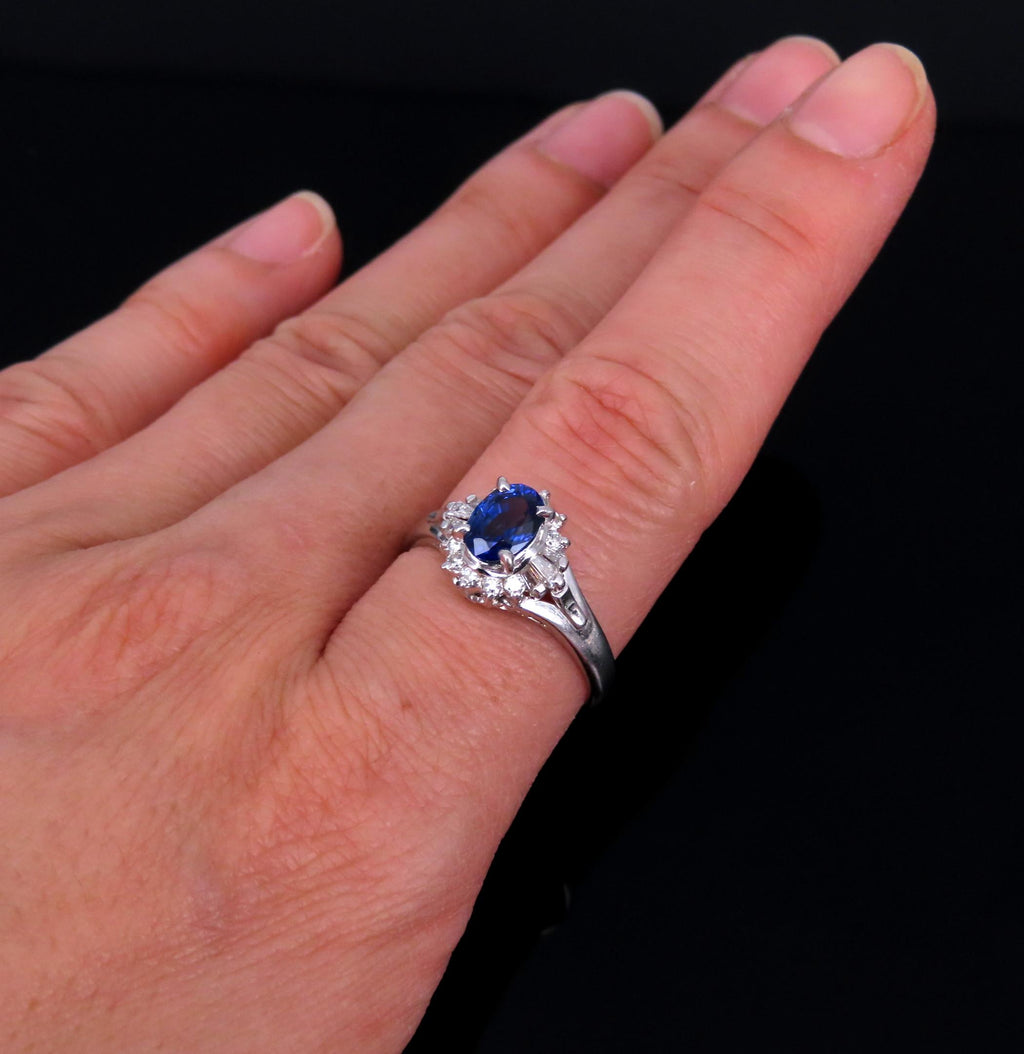 Vintage 0.96ct Blue Sapphire & 0.26ct Diamond Platinum Cocktail Ring Size 7