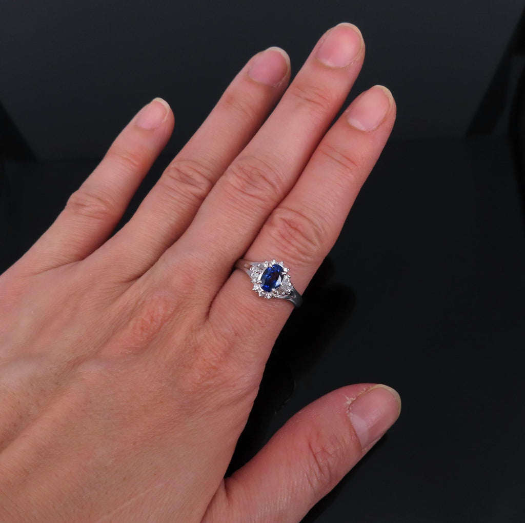 Vintage 0.96ct Blue Sapphire & 0.26ct Diamond Platinum Cocktail Ring Size 7