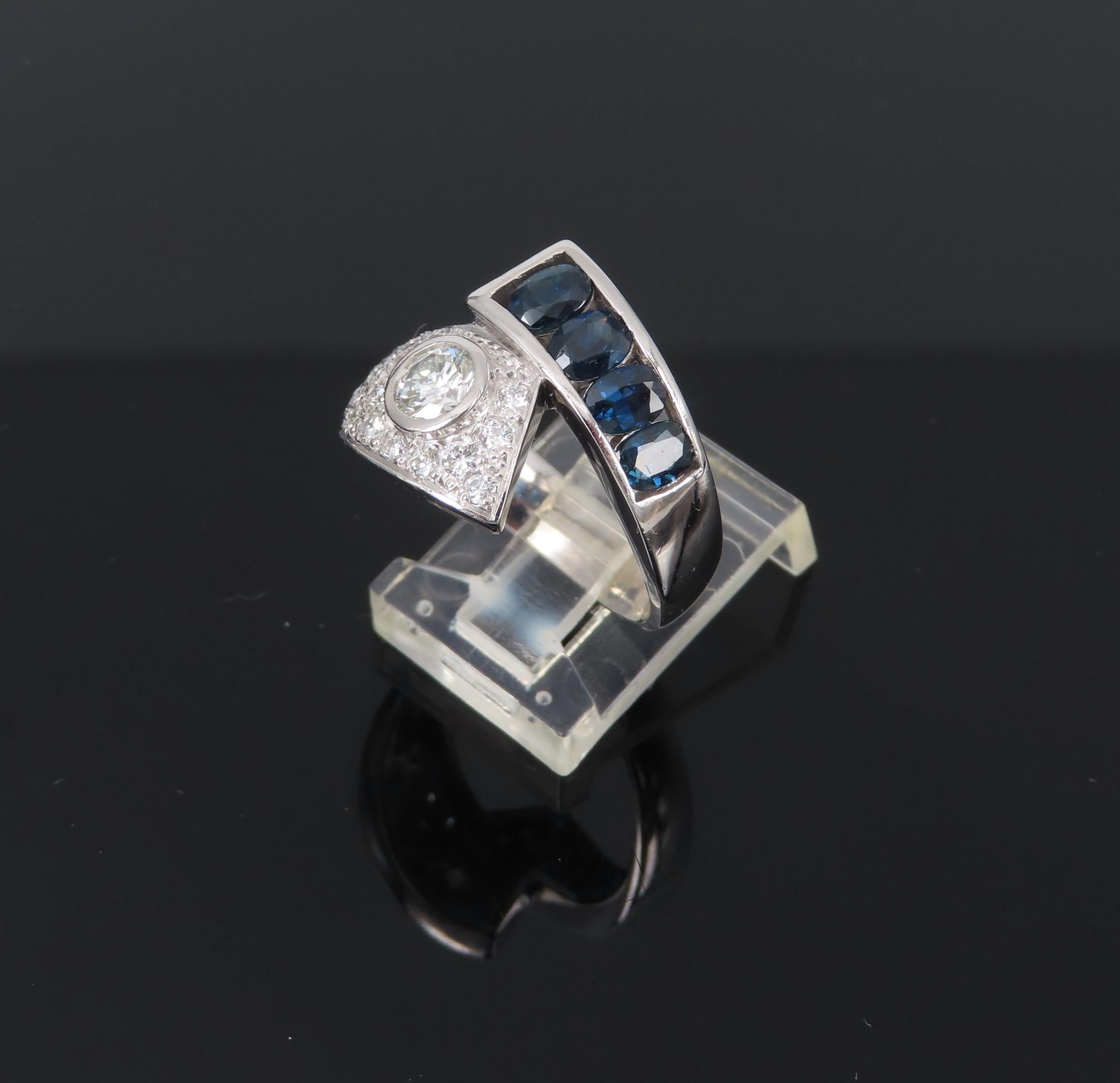 Vintage 0.88ct Diamond & 0.90ct Sapphire Platinum Crossover Ring Size 7 11.3gr
