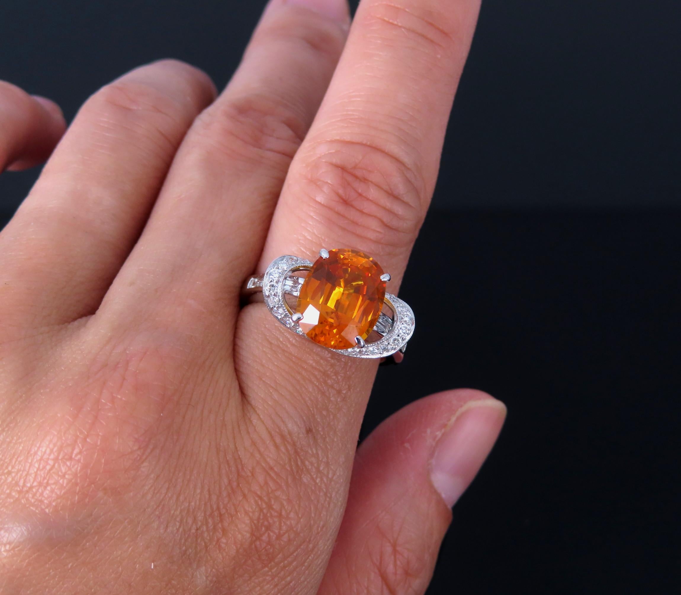 4.49ct GIA Vivid Orange Sapphire & 0.51ct Diamond Platinum Ring Size 6.5 8.1gr