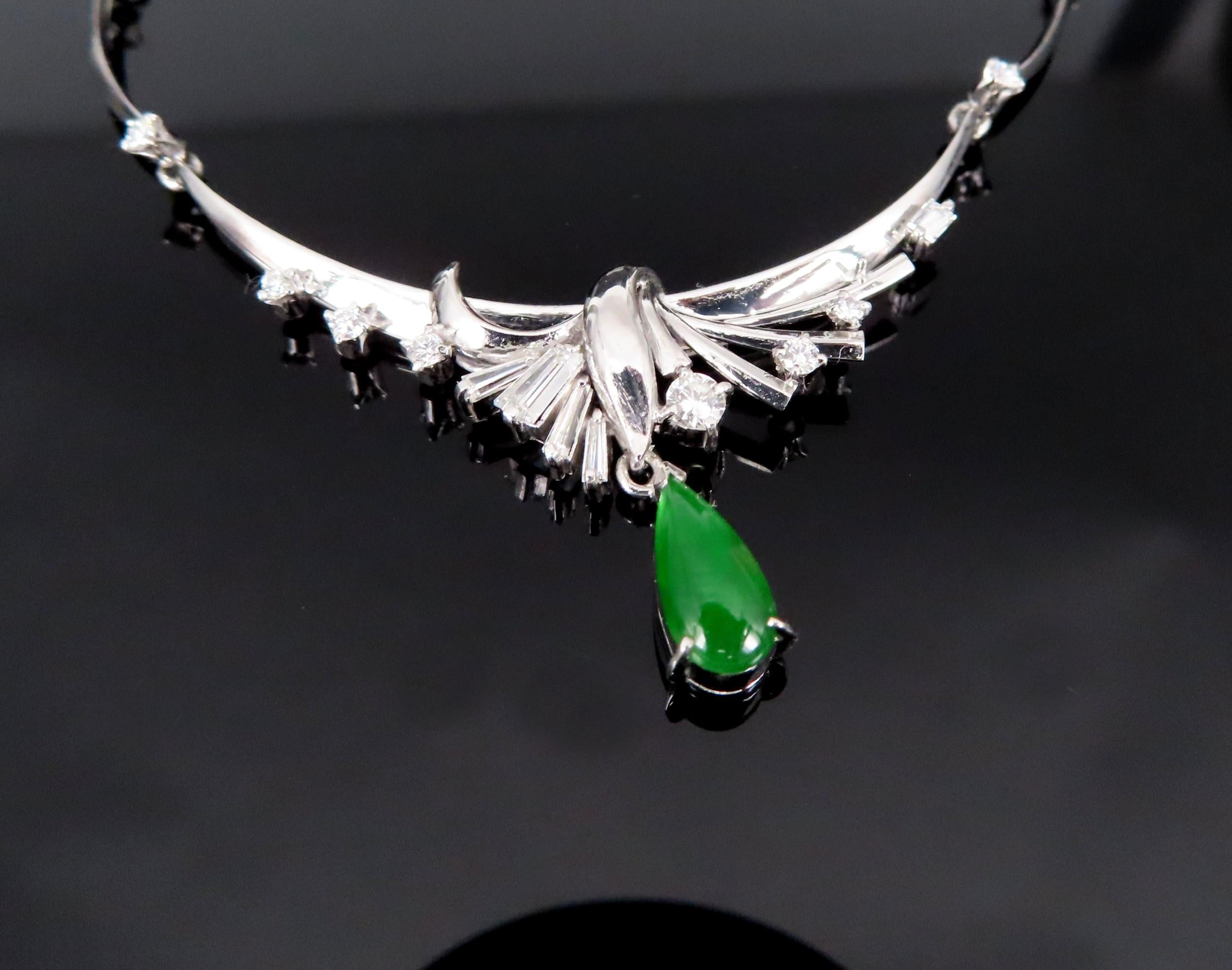 Vintage 0.75 Green Jadeite Jade 0.50ct Diamond Platinum Necklace