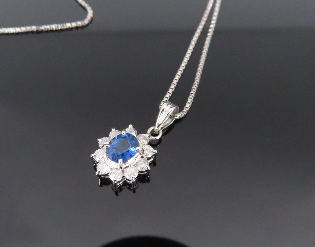 Vintage 0.40ct Royal Blue Sapphire 0.30ct Diamond Halo Platinum Necklace