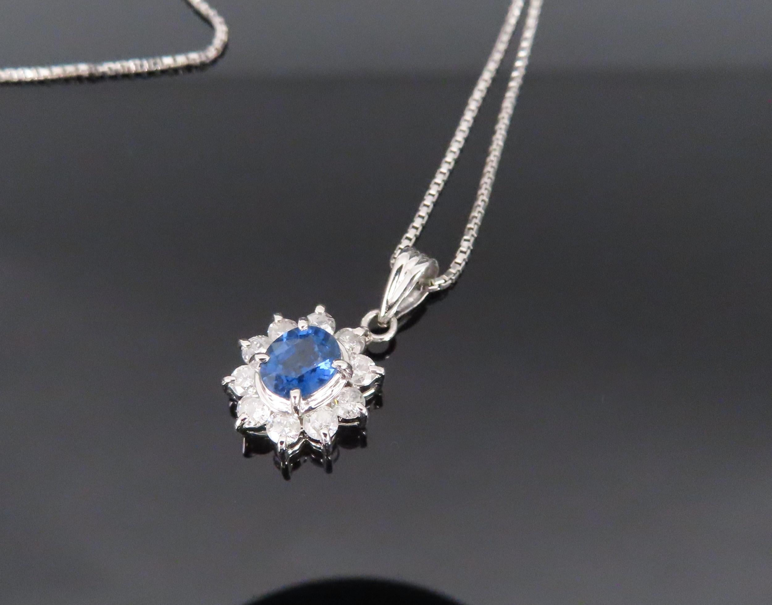 Vintage 0.40ct Royal Blue Sapphire 0.30ct Diamond Halo Platinum Necklace