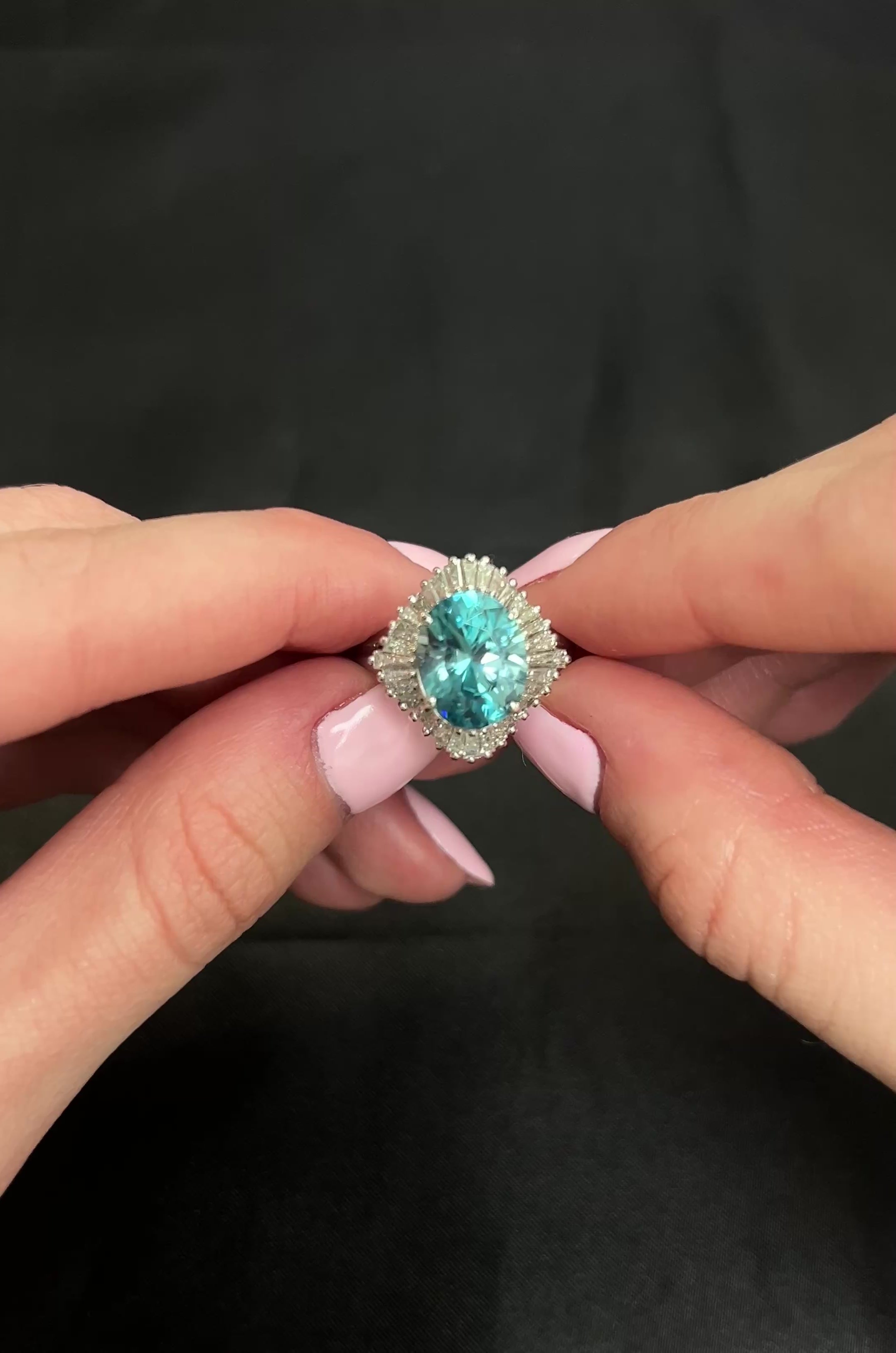 Fine 6.11ct Natural Neon Blue Zircon & 1.50ct Diamond Platinum Ring Size 9.25