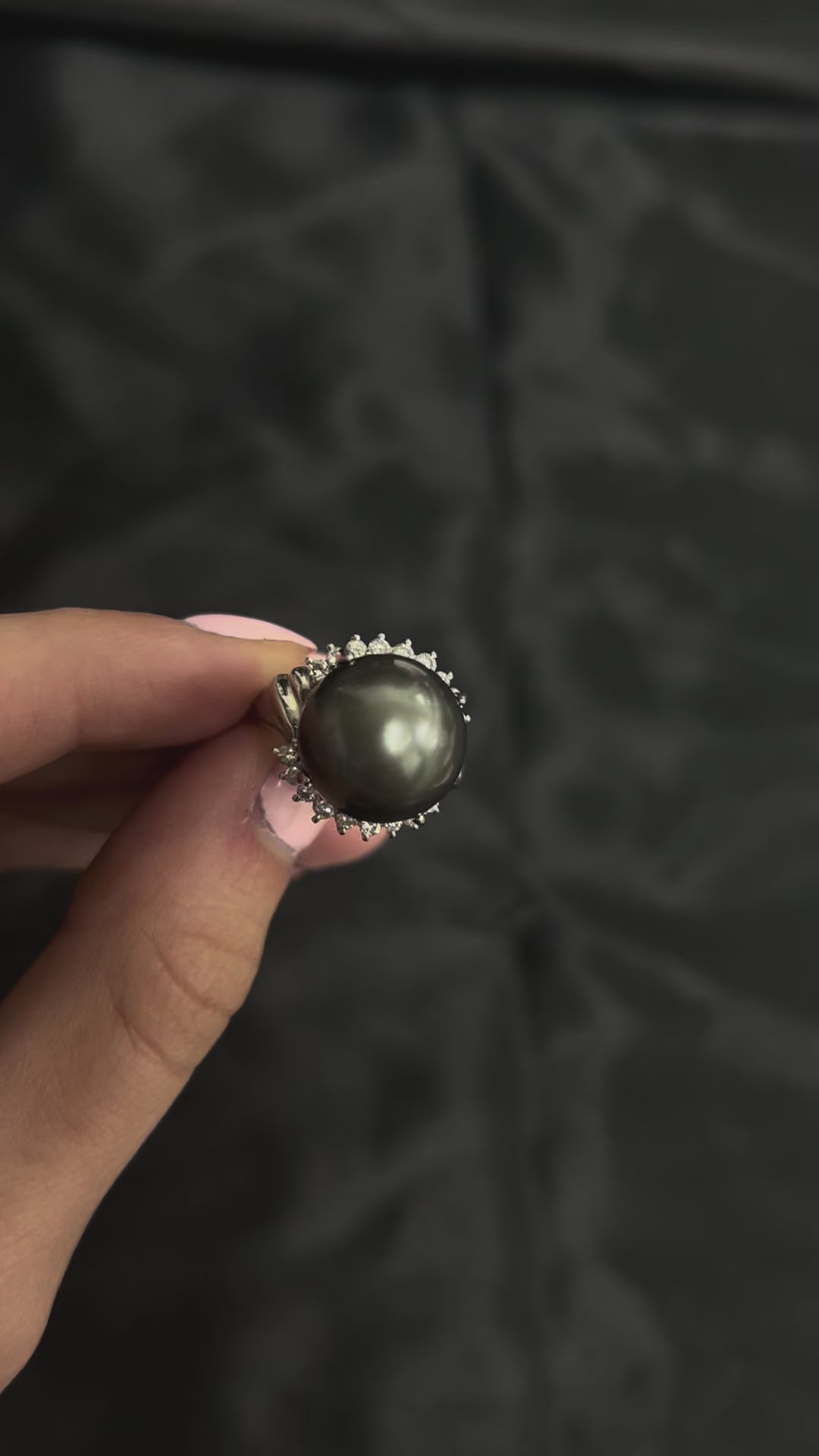 Vintage 14.2mm Black Tahitian Pearl 0.50ct Diamond Platinum Halo Ring Size 6.5