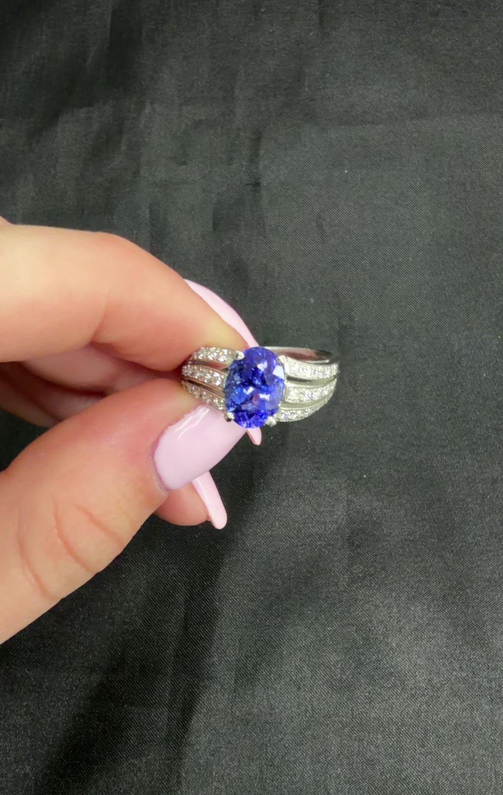 Estate 2.75ct Tanzanite & 0.43ct Diamond Fancy Platinum Ring Size 8