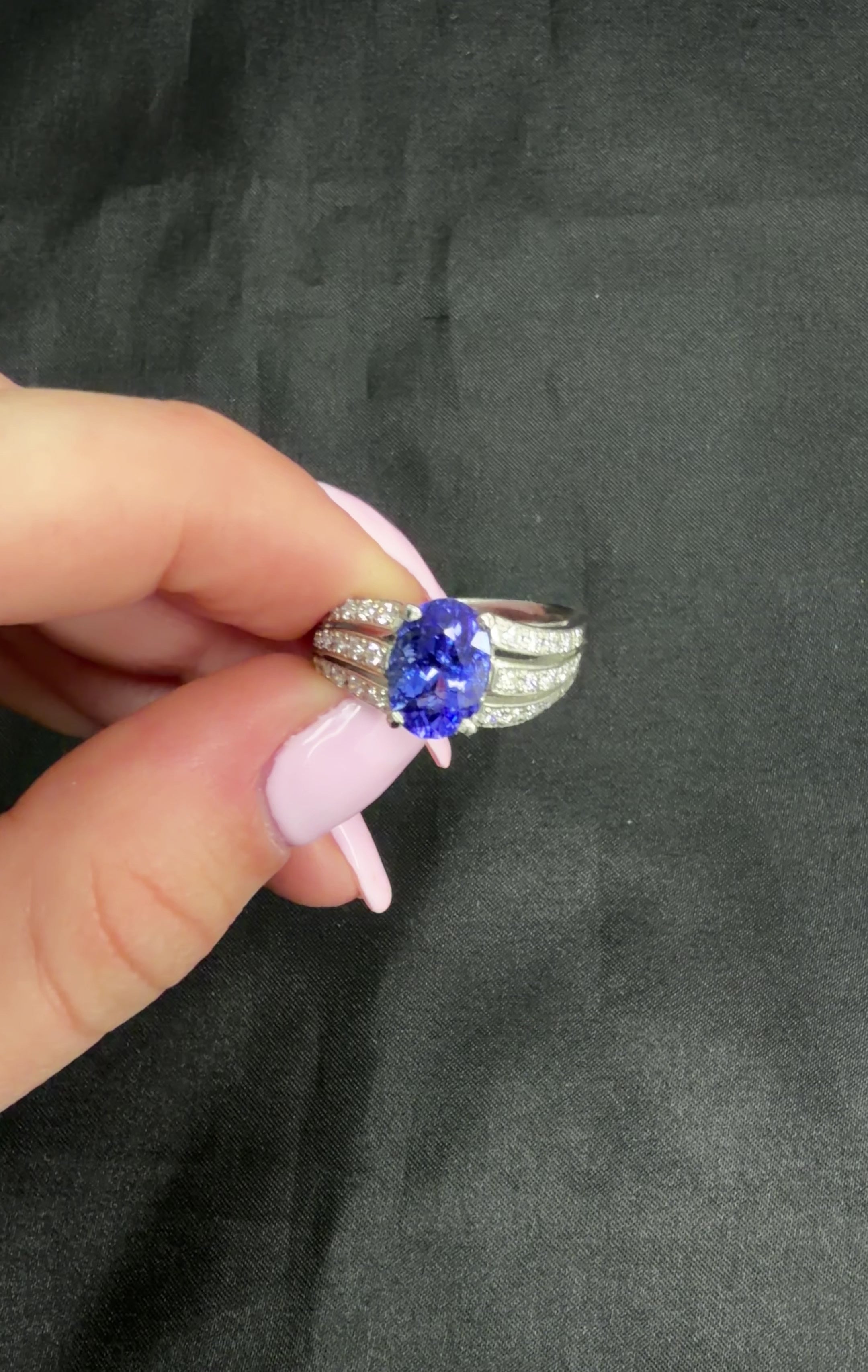 Estate 2.75ct Tanzanite & 0.43ct Diamond Fancy Platinum Ring Size 8