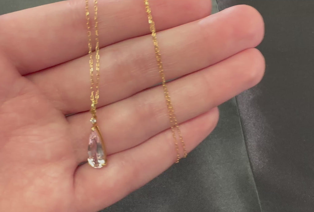 Vintage 1.11ct Natural Morganite & 0.01ct Diamond 18K Yellow Gold Necklace