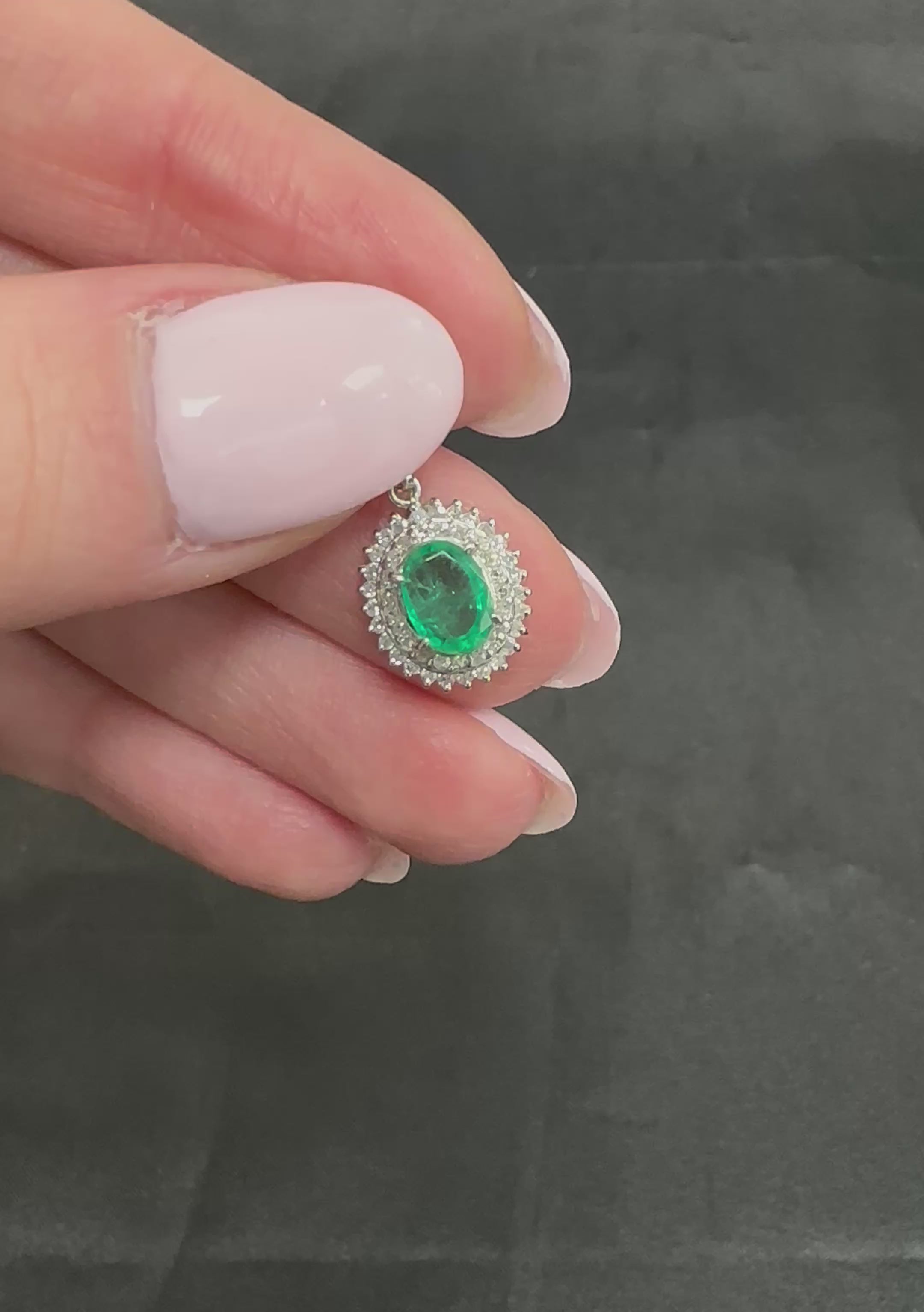 Vintage 0.75ct Oval Emerald & 0.22 Diamond Platinum Slide Pendant 2.04 Grams