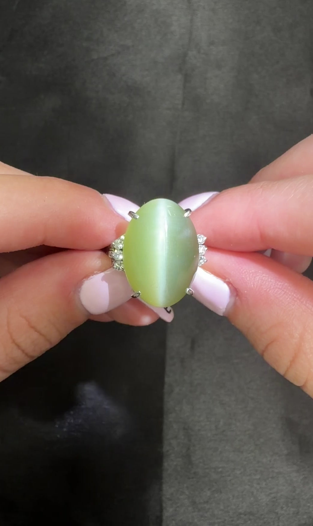 15.84ct Nephrite Jade Cat's Eye & 0.17ct Diamond Platinum Ring, Size 6.75