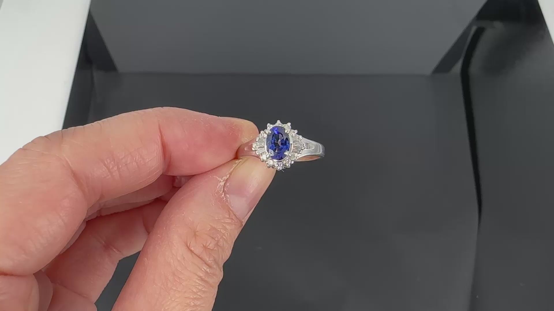 Vintage 0.96ct Blue Sapphire & 0.26ct Diamond Platinum Cocktail Ring Size 7